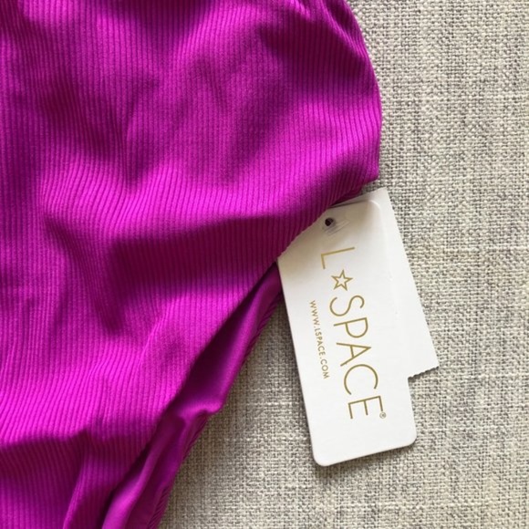 L*Space Ribbed Phoebe One Piece Swimsuit (size XS/4) NWT - Picture 5 of 9